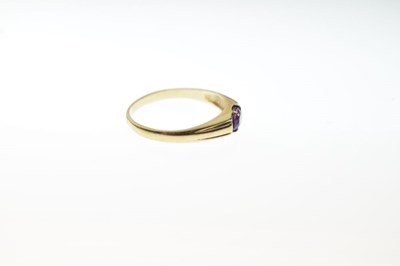 Lot 8 - 9ct gold dress ring set an amethyst-coloured stone