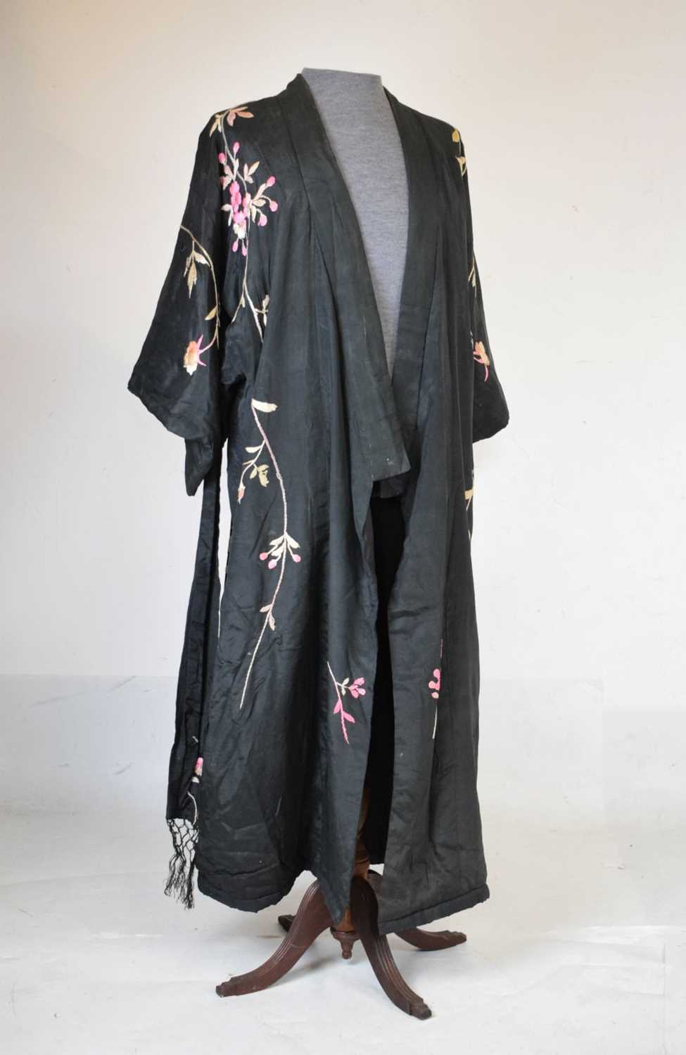 Lot 254 - Japanese Embroidered Silk Kimono