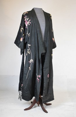 Lot 254 - Japanese embroidered silk kimono