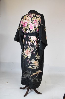 Lot 254 - Japanese embroidered silk kimono