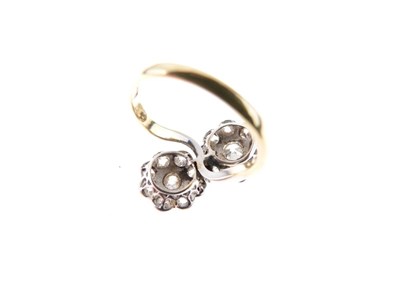 Lot 11 - Double cluster cross-over ring