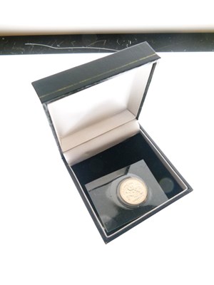 Lot 121 - Elizabeth II gold half sovereign, 2000