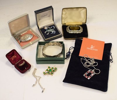 Lot 55 - Quantity of silver and costume jewellery