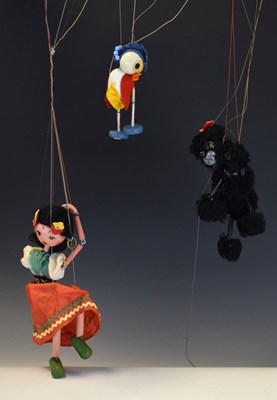 Lot 359 - Pelham Puppet group