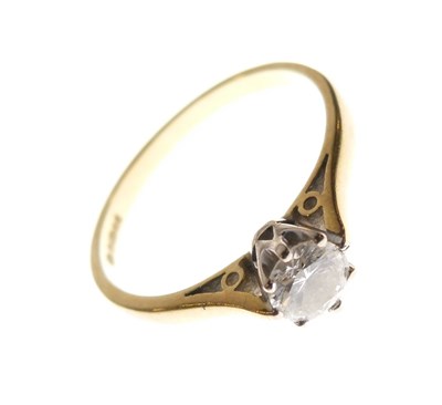 Lot 16 - 18ct gold ring set single stone diamond, 2.2g gross approx