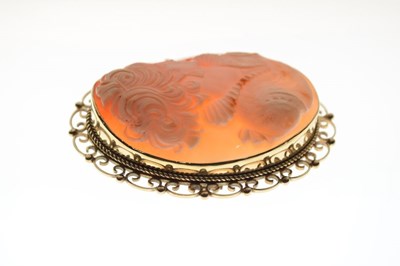 Lot 62 - 9ct gold mounted shell cameo brooch
