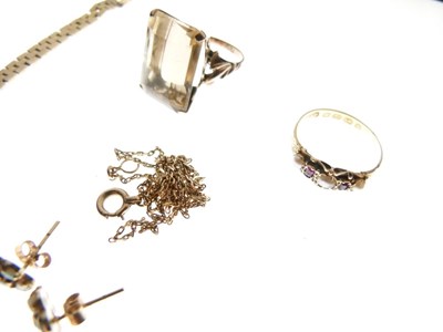 Lot 27 - Quantity of gold and yellow metal jewellery, 54g approx gross