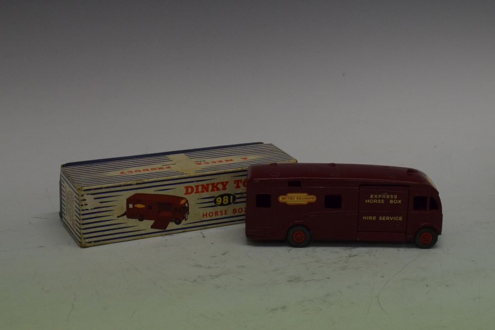 Lot 287 - Dinky Toys - 981 Horse Box, together with