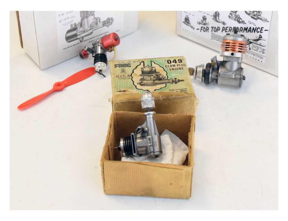 Lot 368 - Three model aircraft engines