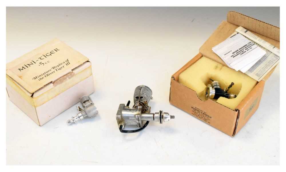 Lot 360 - Three model aircraft diesel engines