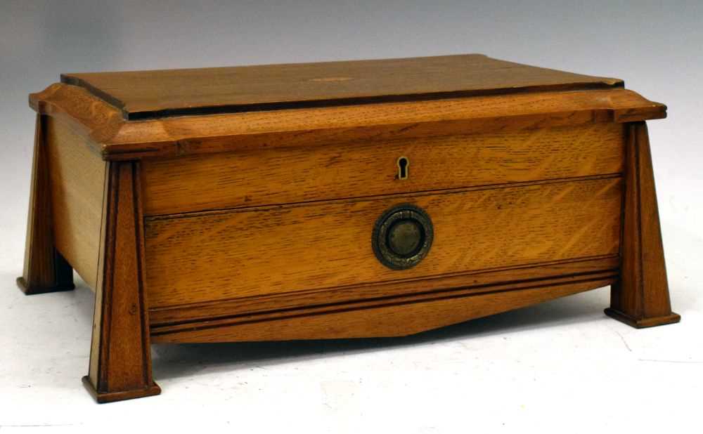 Lot 728 - Edwardian oak table-top box