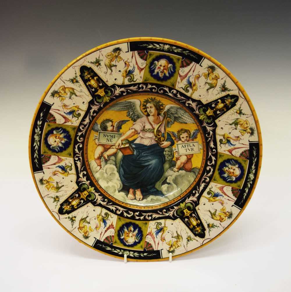 Lot 283 - Italian maiolica dish