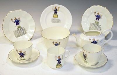 Lot 408 - A Trusty Servant mixed tea set