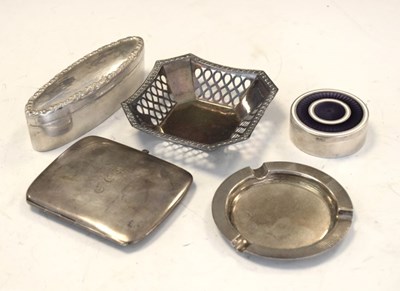Lot 164 - Quantity of various silver items to include