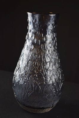 Lot 319 - Whitefriars glass teardrop vase