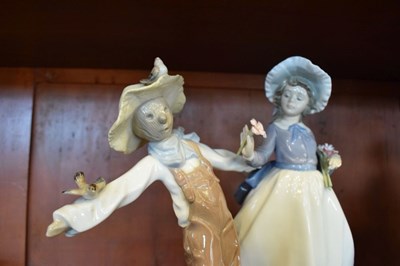 Lot 467 - Three Lladro figures