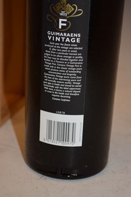 Lot 578 - Bottle of Fonseca Guimaraens Vintage Port 1987 in presentation box