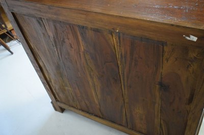 Lot 600 - Hardwood low bookcase