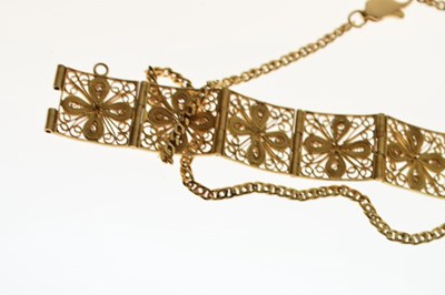 Lot 52 - Gold filigree pendant, and panel bracelet